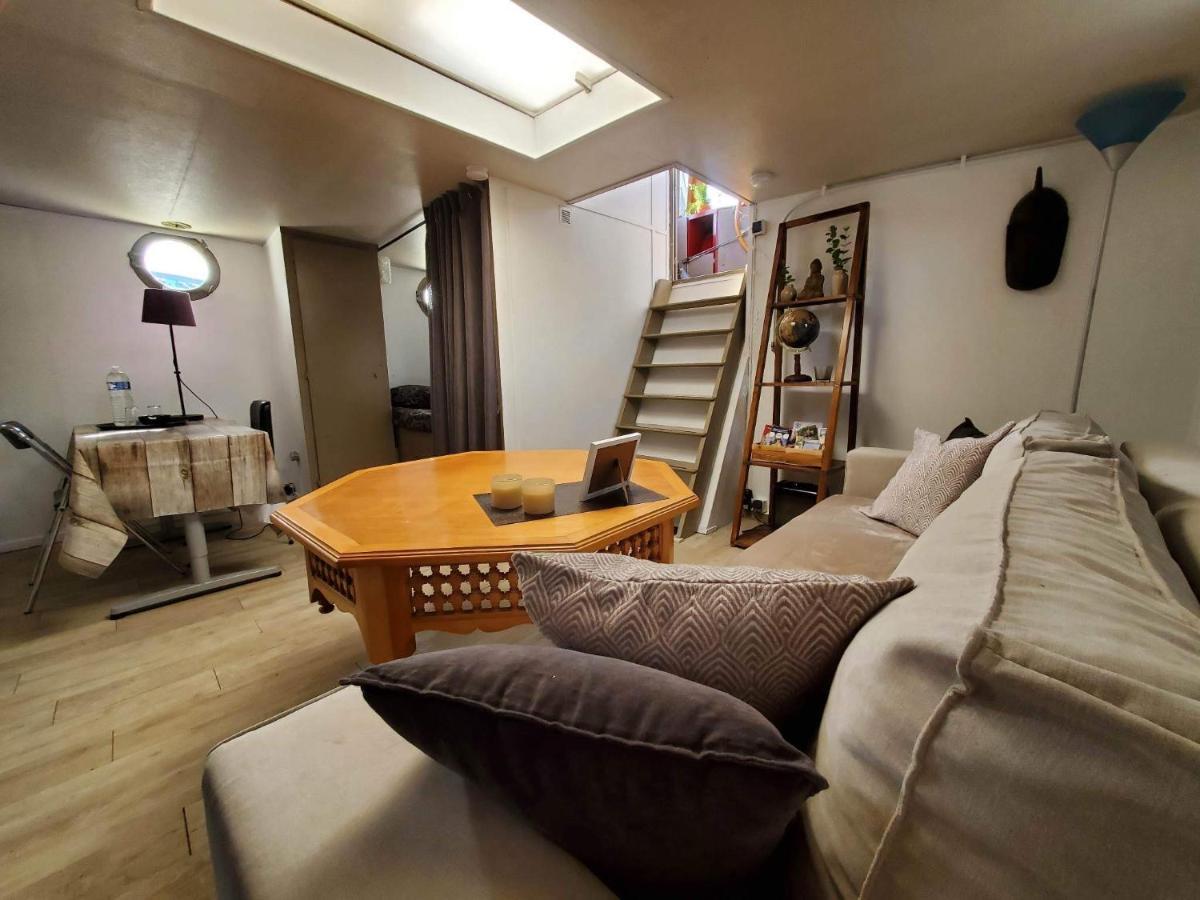Peniche "Louise Michel" Sejournez Dans L'Appartement Du Capitaine, Offrez Vous Une Experience Inoubliable Au Fil De L'Eau Дуэ Экстерьер фото